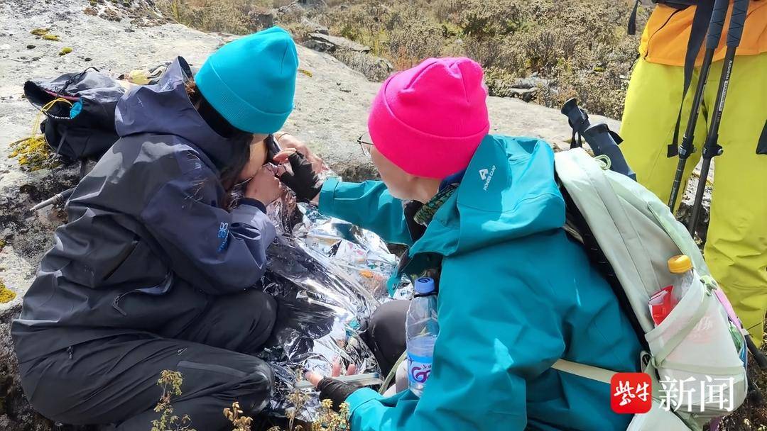 alt, 此时他们又, src